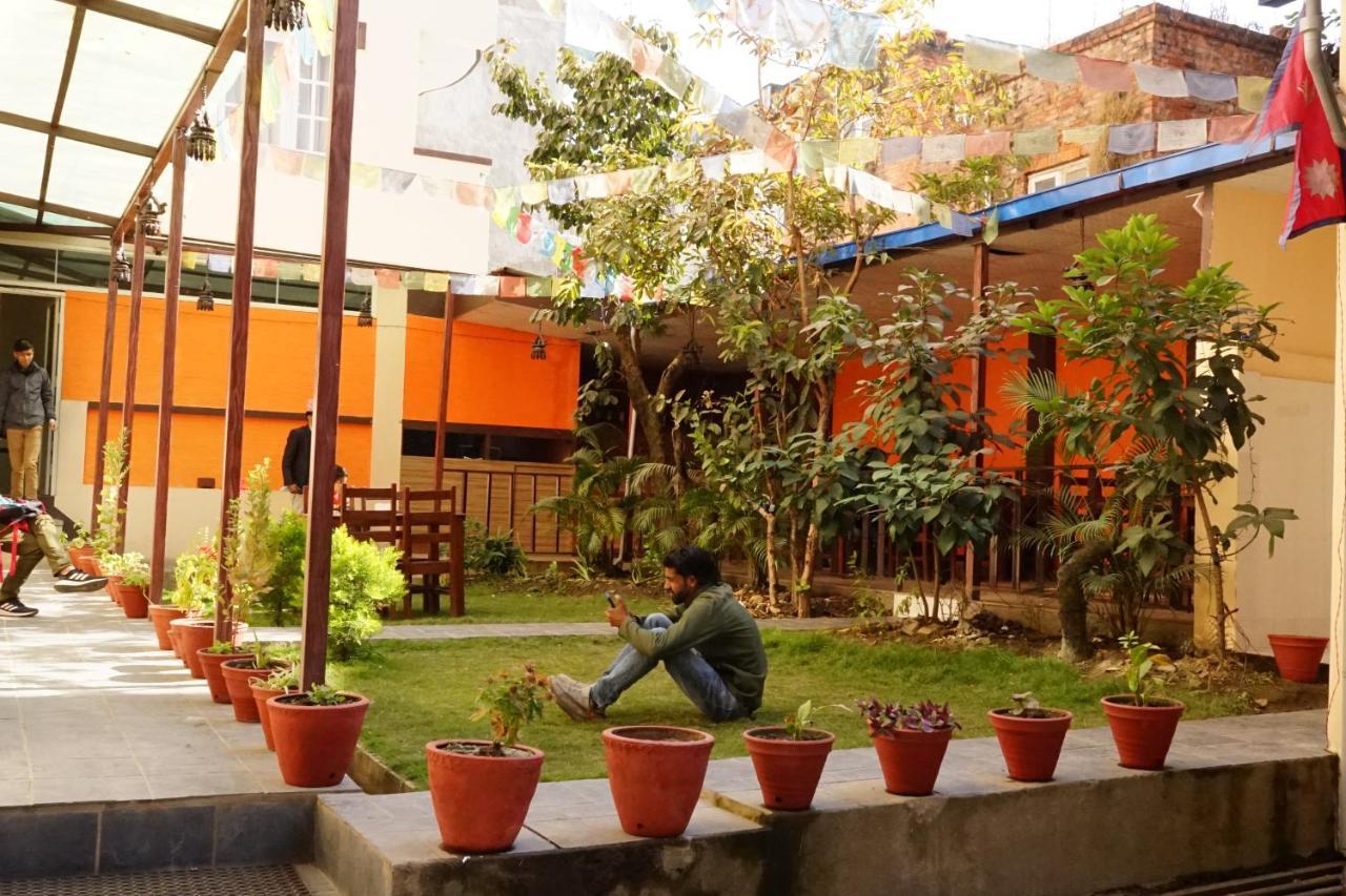 Hotel Chhimeki Katmandú Exterior foto